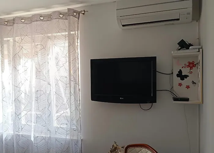 Novi Demy U Centru Splita * ספליט